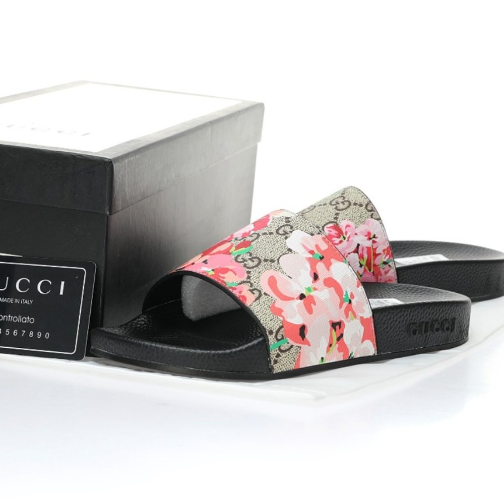 Gucci slides